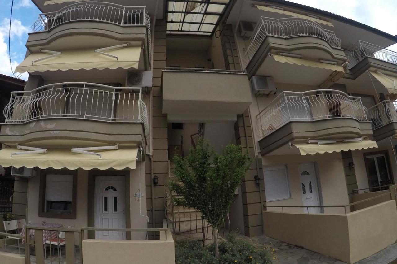 Ofrinio Central Apartments Екстер'єр фото