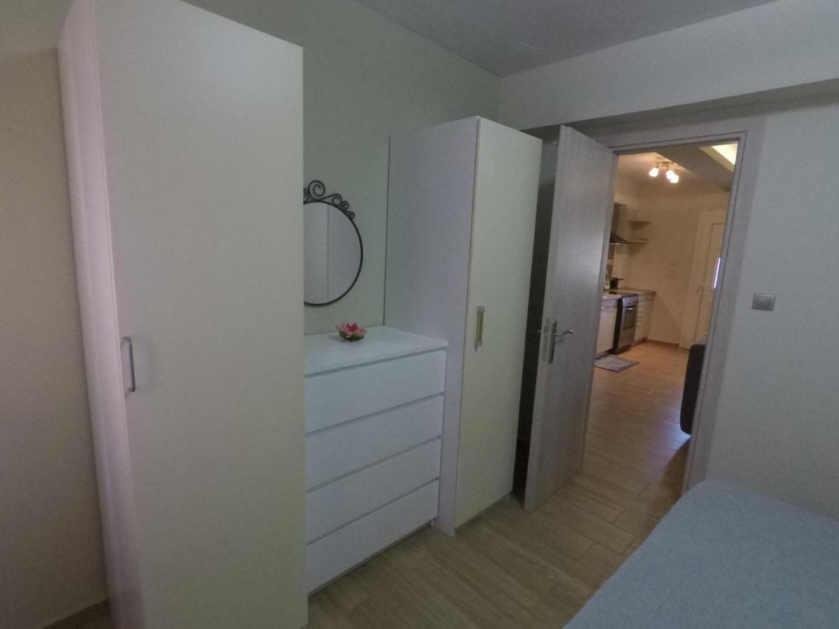 Ofrinio Central Apartments Екстер'єр фото